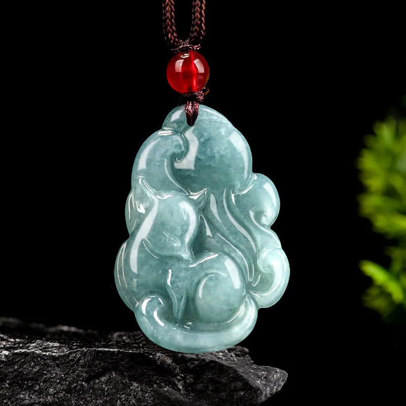 Collier pendentif fée renard à neuf queues en jade vert naturel avec Buddha Stones