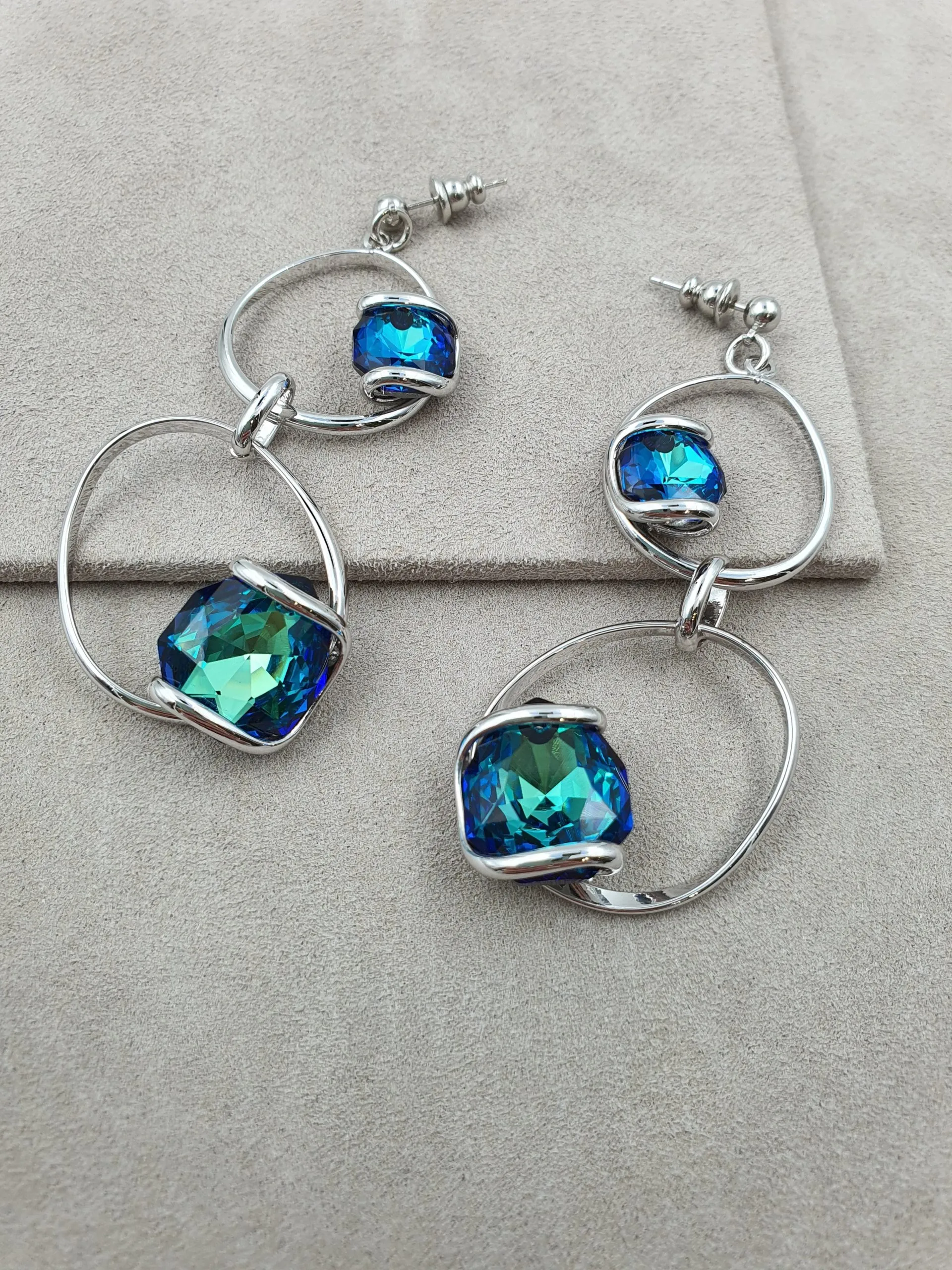 Musa - Bleu Bermudes - Argenté - Boucles d'oreilles - Andrea Marazzini