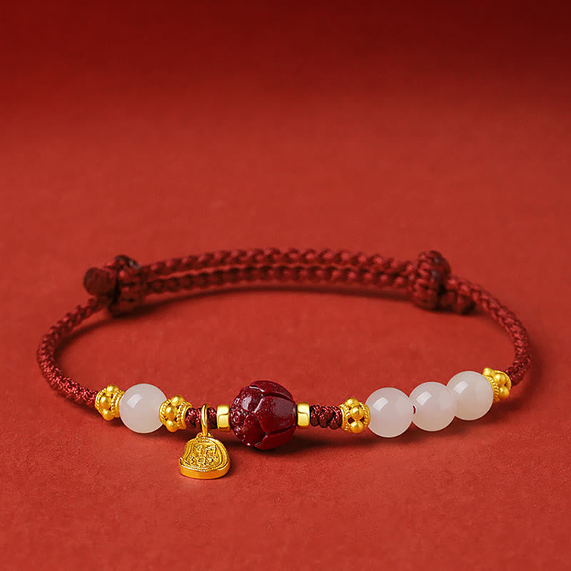 Bracelet en corde porte-bonheur en jade blanc Hetian plaqué or 24 carats avec Buddha Stones et lotus cinabre