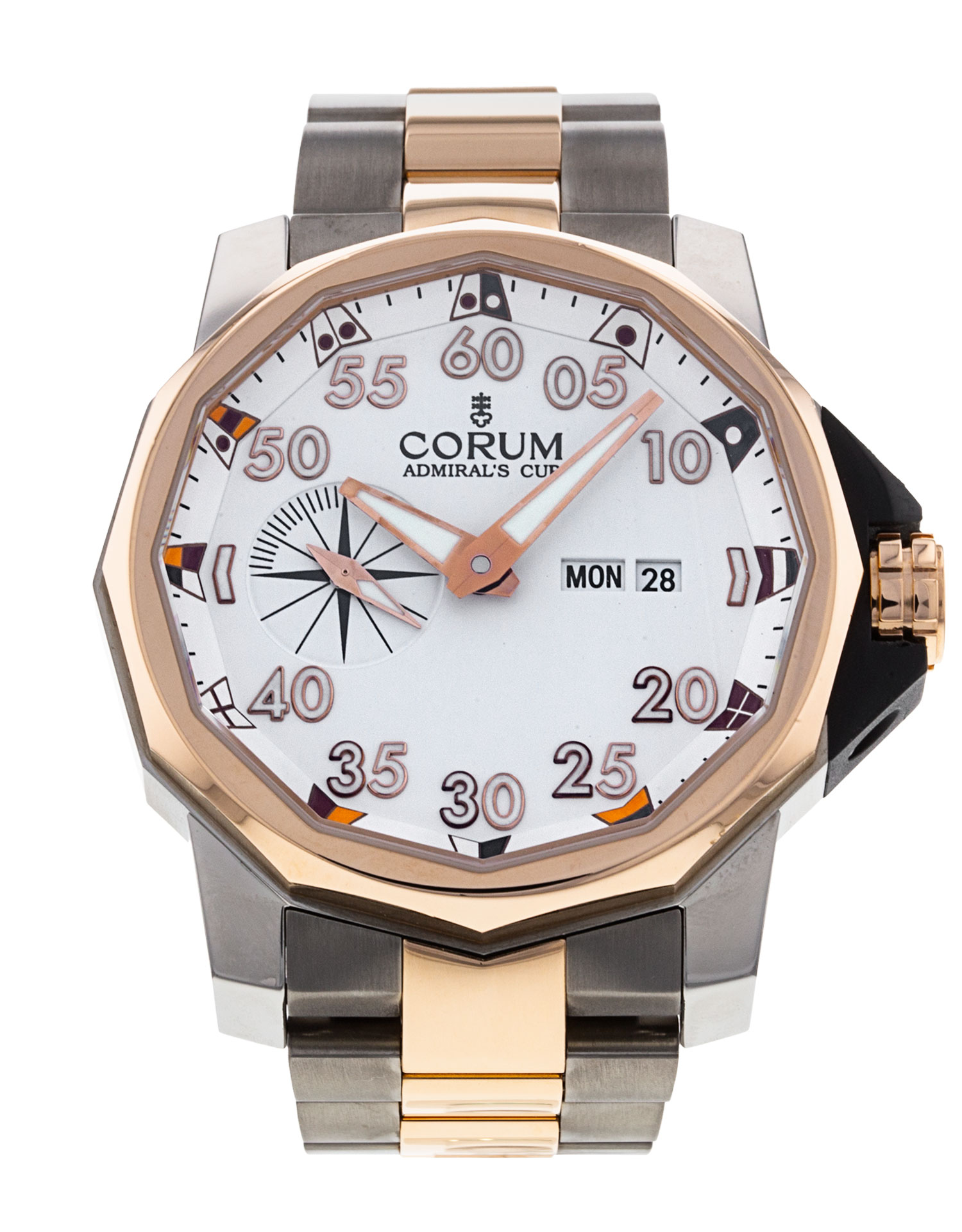 Corum Competition 48 - cadran Arabic blanc