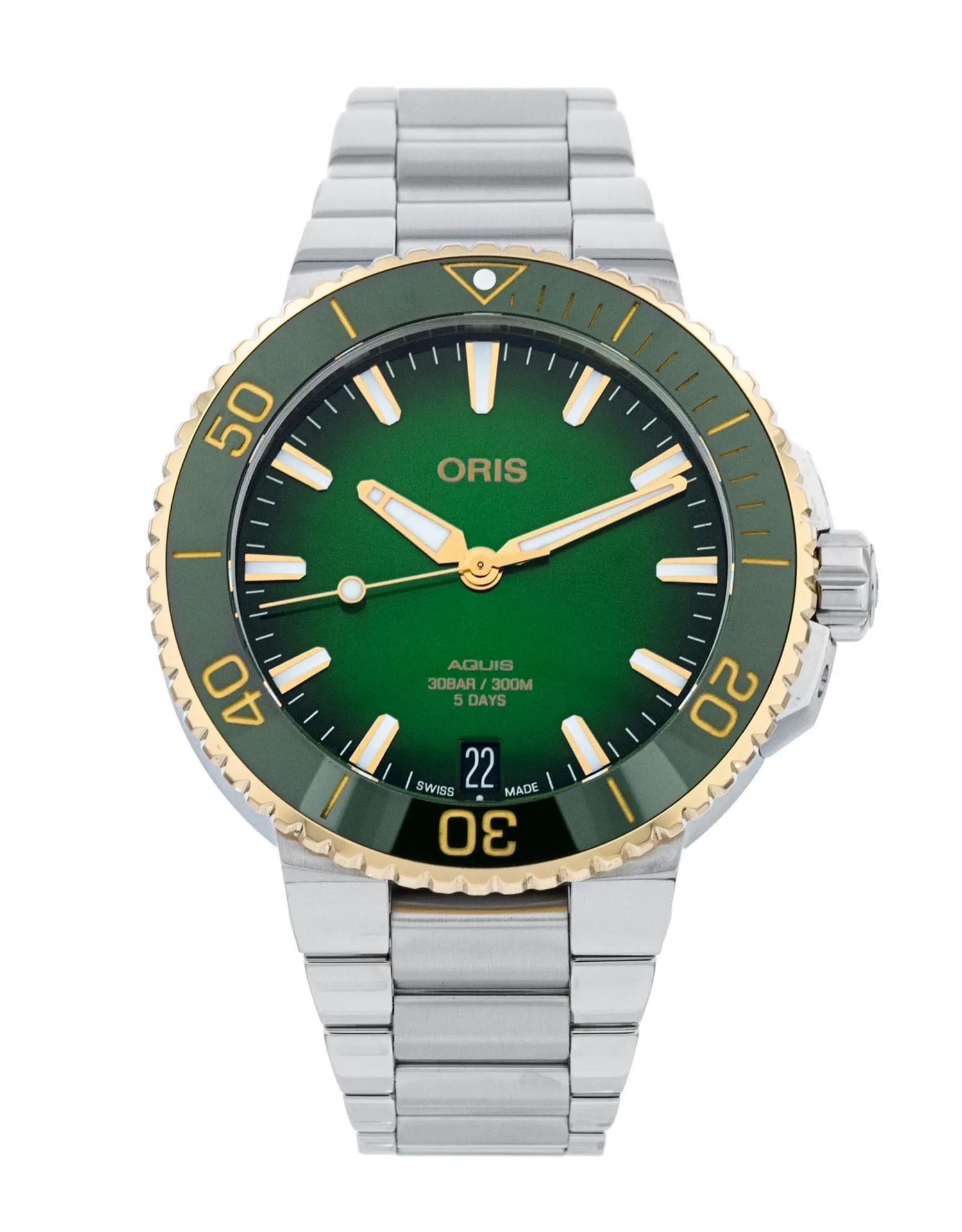 Oris Aquis - cadran Vert et un bracelet e Métal