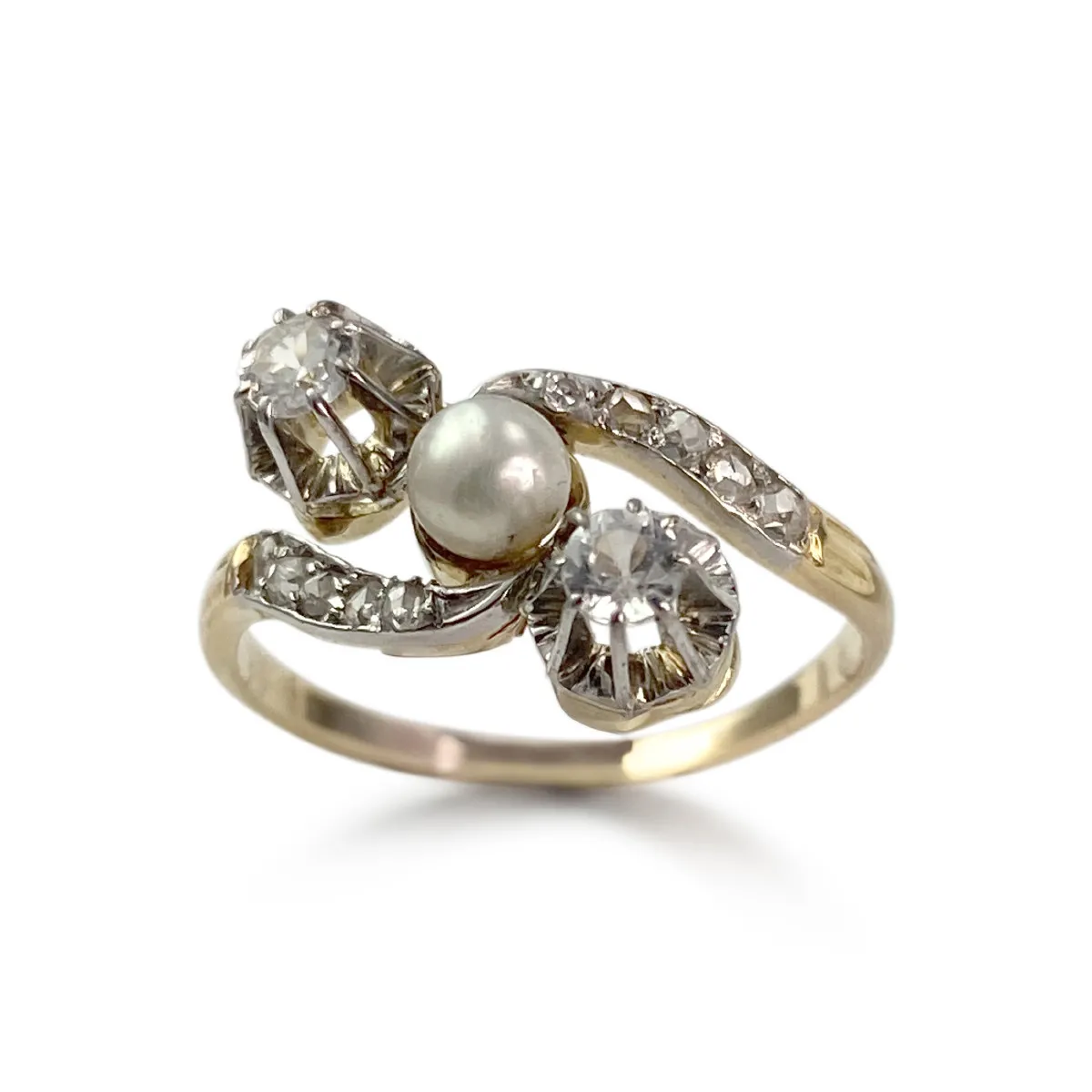 Bague d'occasion 2ors 750 diamants et perle de culture