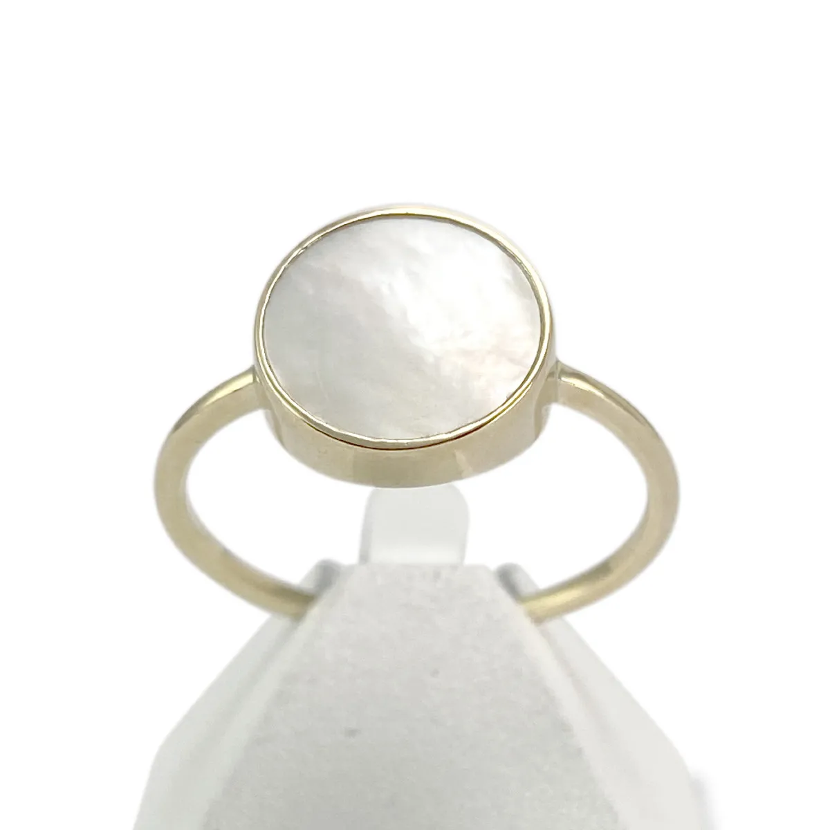 Bague d'occasion or 375 jaune nacre ovale