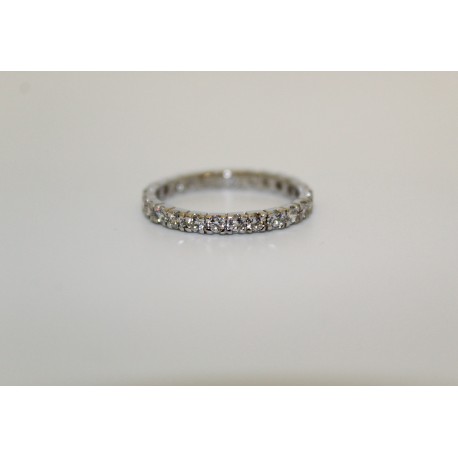 Bague de bague en argent 925 avec des zircons blancs
