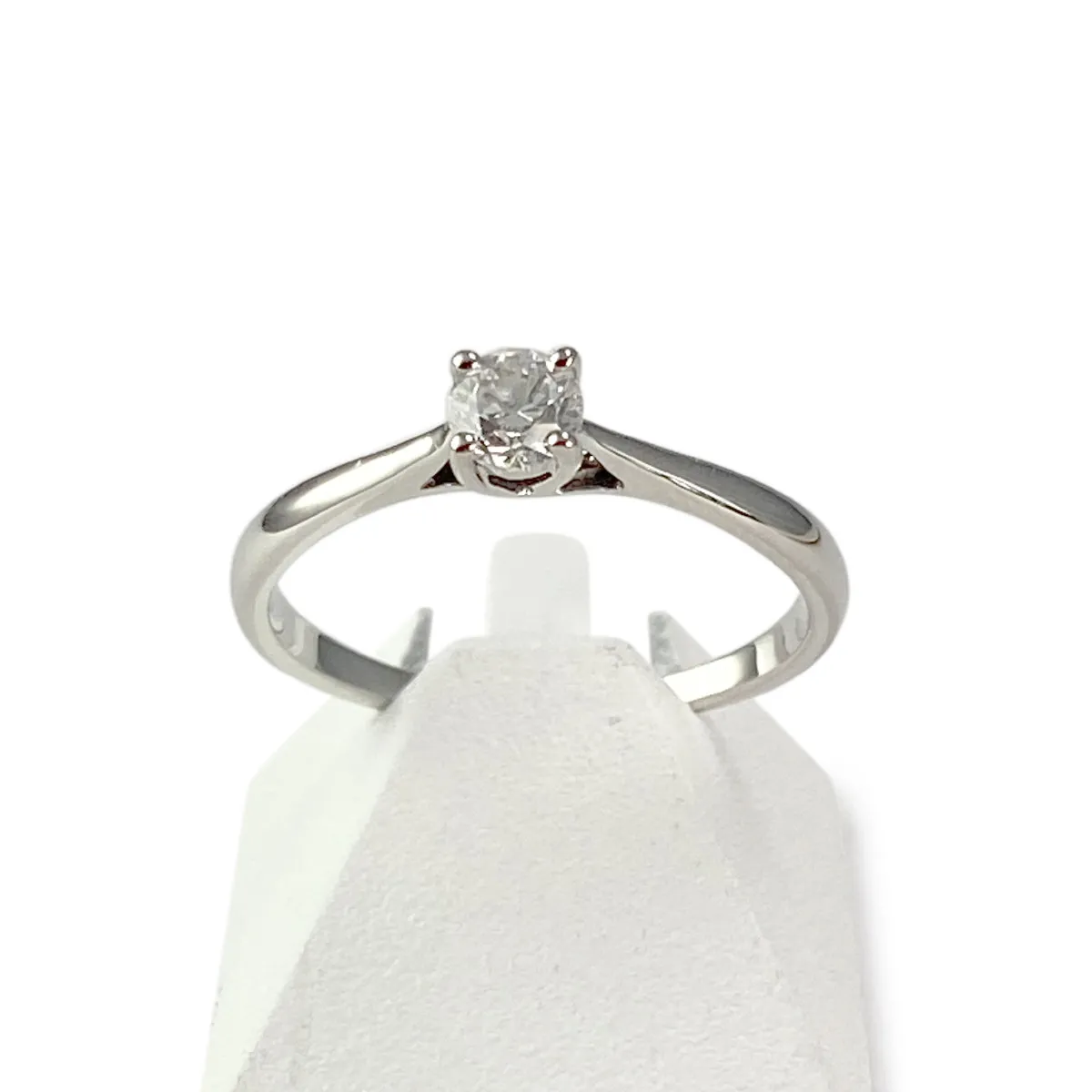 Bague solitaire d'occasion or 375 blanc diamant 0.25 carat