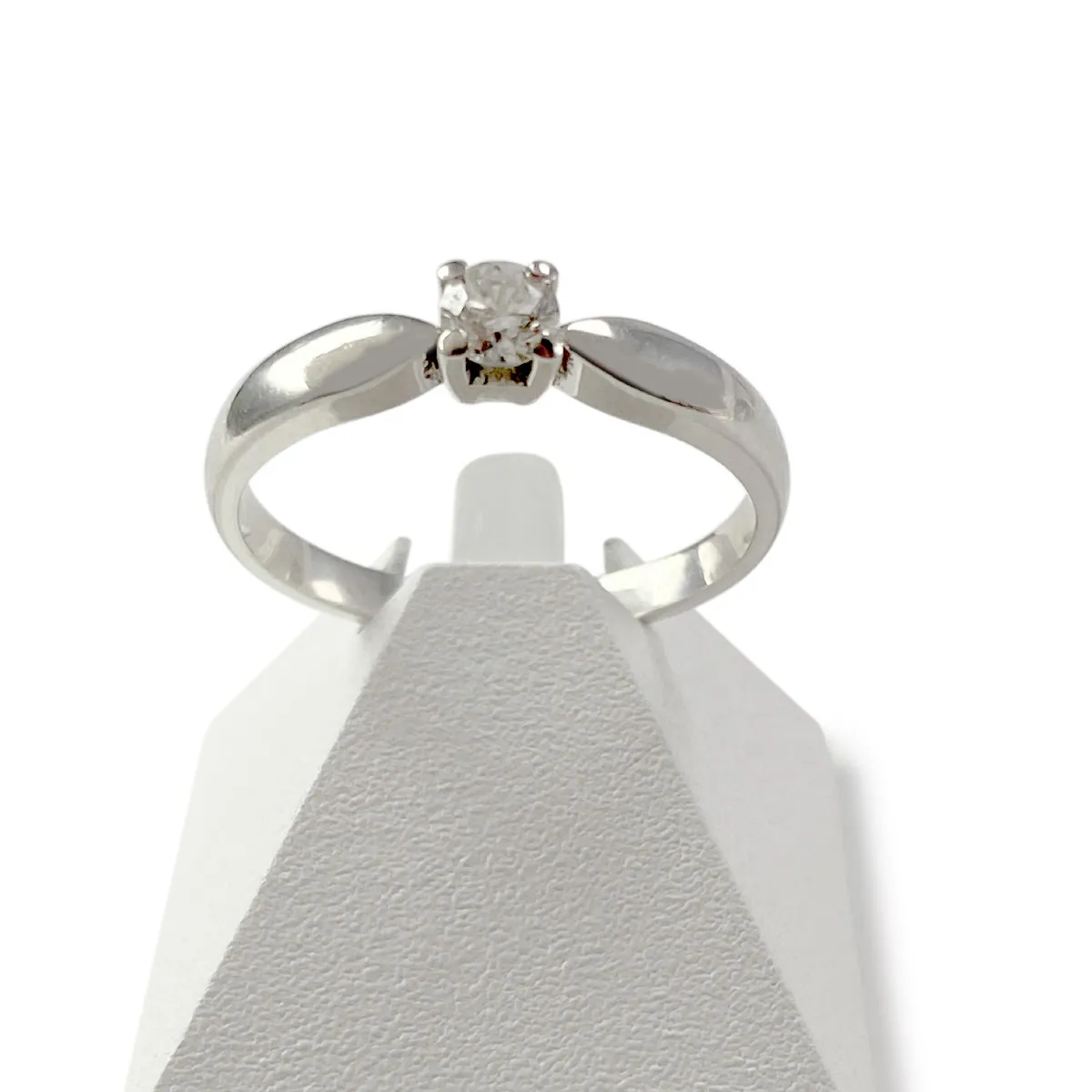 Bague solitaire d'occasion or 750 blanc diamant 0.20 carat