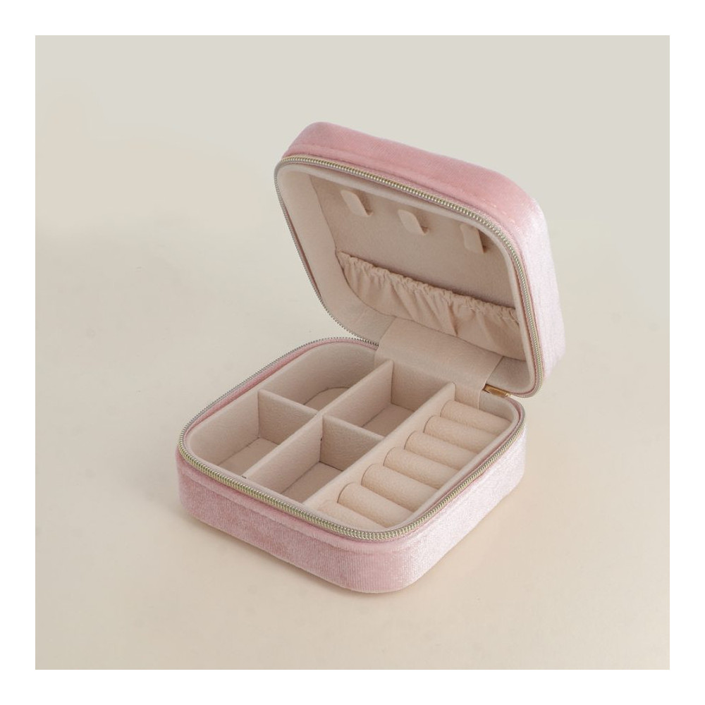 Accessoire Femme Bohm en acier Réf. BOITE VELOUR CARRE R/lemontrologue