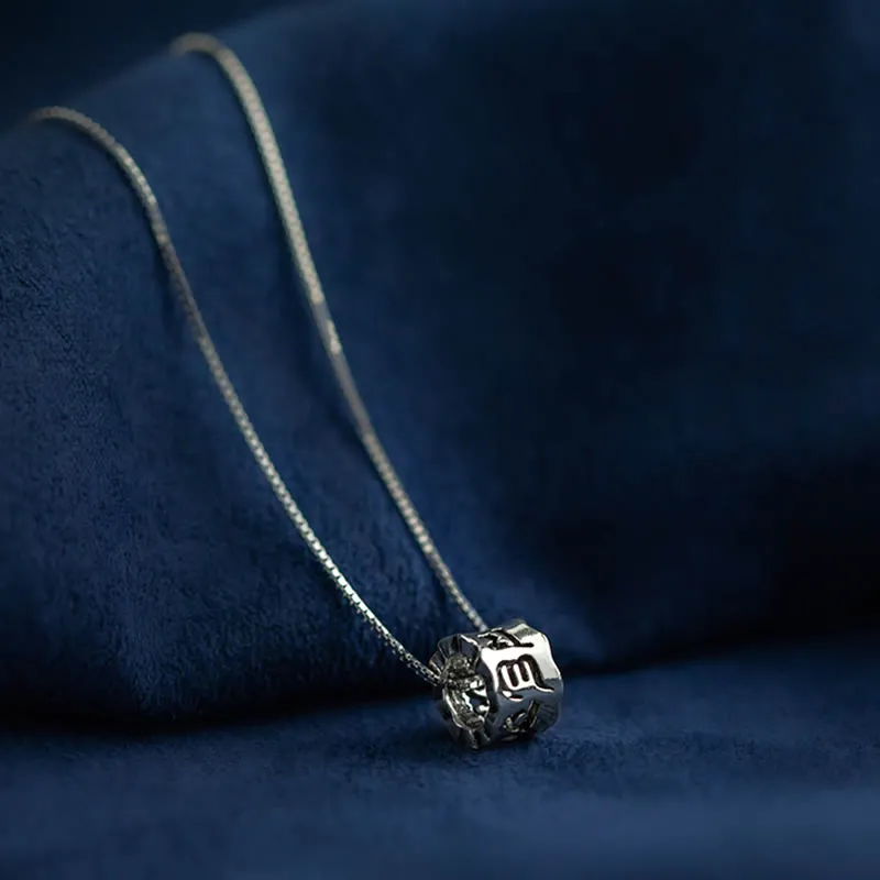 Collier pendentif tibétain en argent sterling 925 Buddha Stones et gravure Om Mani Padme Hum