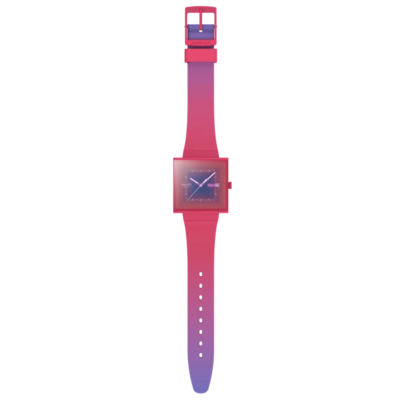 Swatch - Montre Mixte Squarely Berry rose avec bracelet en silicone - Ref SO34R700